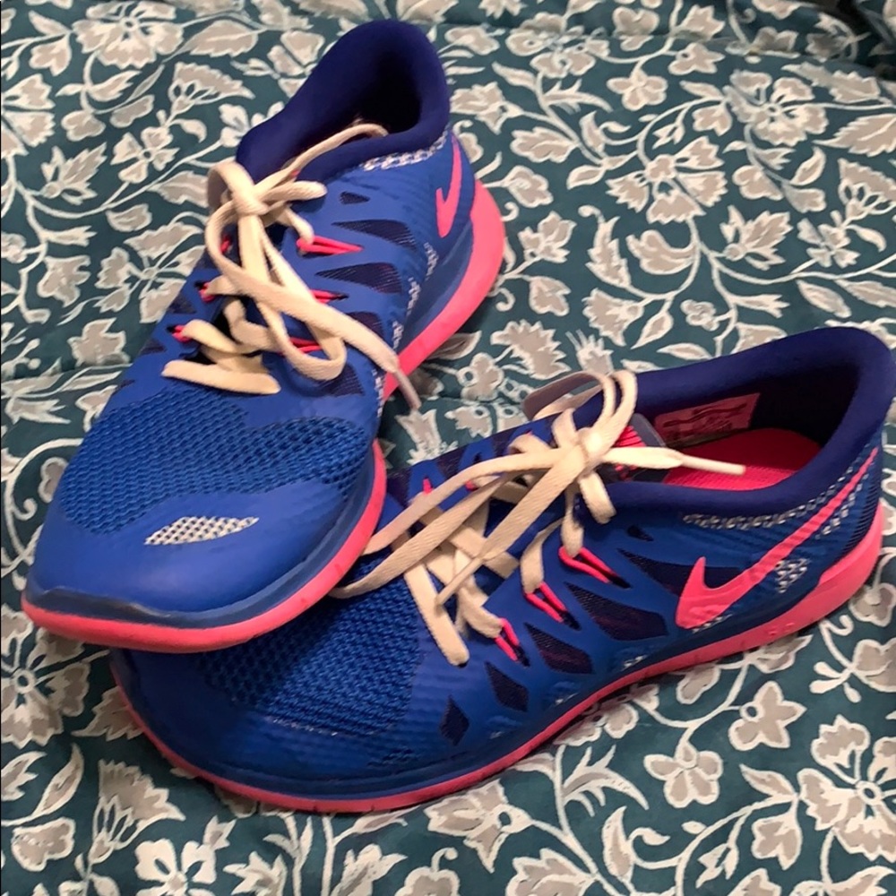 Nike shoes